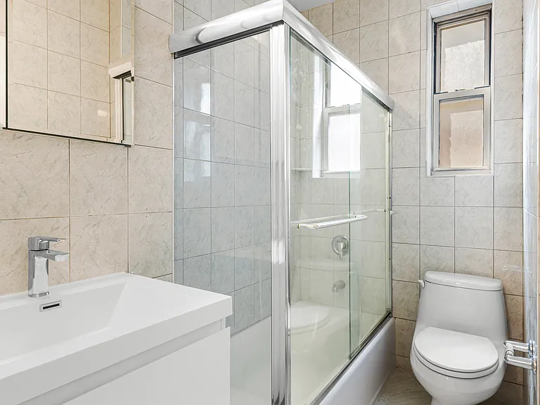 340 W 87th St #2C — Photo 6