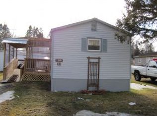 28 2nd St, Lancaster, NH 03584