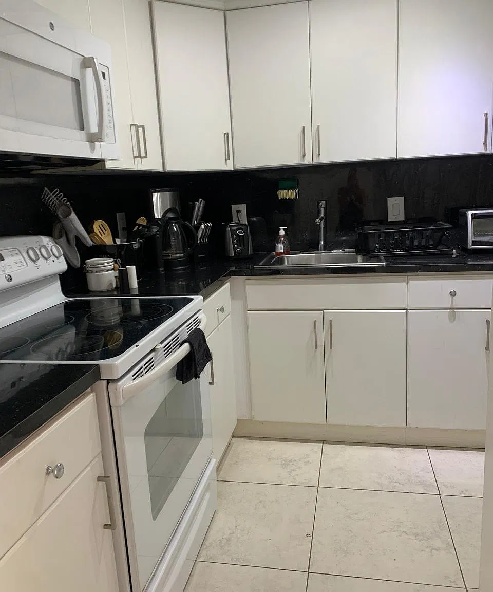 2 bed, 882 sqft, $2,000 — Photo 4