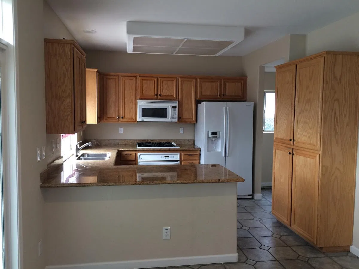 3 bed, 2.5 bath, 1550 sqft, $3,395 — Photo 3