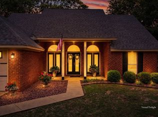 485 Spring Hollow Dr, Deatsville, AL 36022
