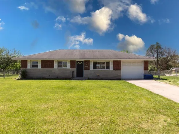 105 Grovewood Dr, Beech Grove, IN 46107