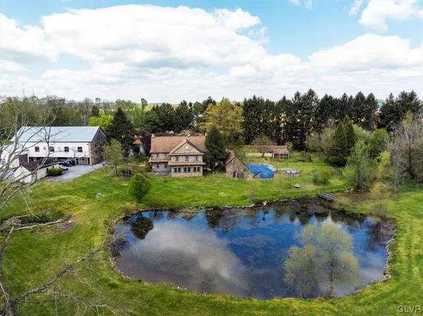 53 Tollhouse Rd #A, Oley, PA 19547