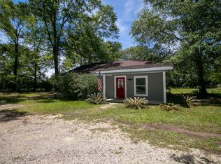 1477 City Bridge Rd, Wiggins, MS 39577