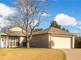 6010 Waldham Grove Ln, Bryan, TX 77802