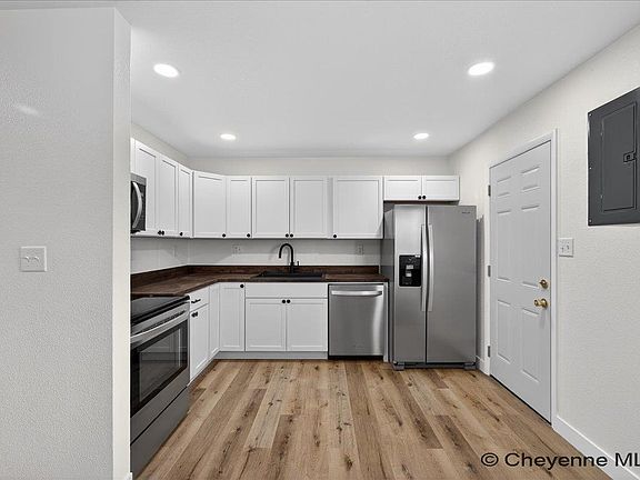 5th image of 1275 W Jefferson Rd