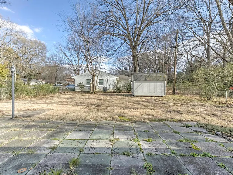 464 S White Station Rd — Photo 24