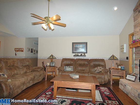 5th image of 2025 Parkview Dr