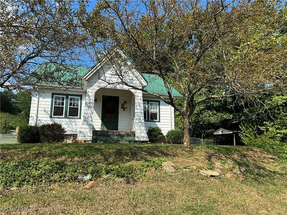 1st image of 85 Phoenix St