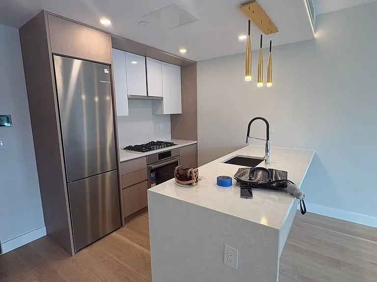 3820 Parsons Blvd #4 — Photo 4