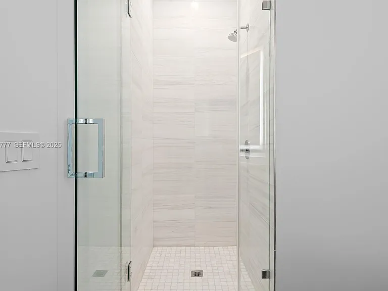 851 NE 1st Ave #Penthouse 5700 — Photo 41