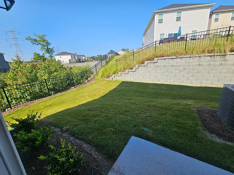1203 Falling Acorn Ln — Photo 16