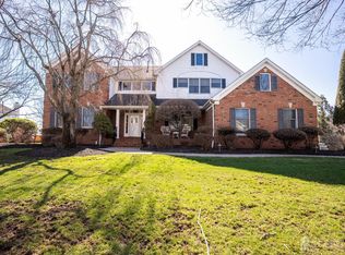 82 Milllers Grove Rd, Belle Mead, NJ 08502