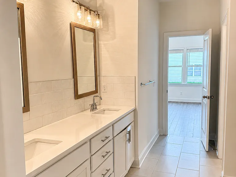 3711 Shady Forest Dr — Photo 13