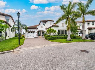 3036 Christophers Watch Ln, Ruskin, FL 33570