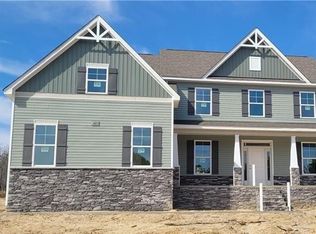 483 Countryside Ln, Lillington, NC 27546