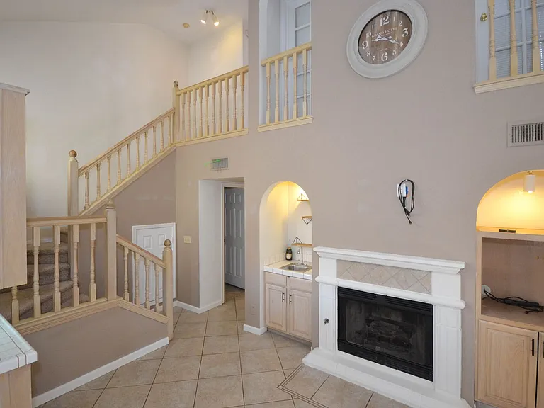 2911 Country Club Dr — Photo 9