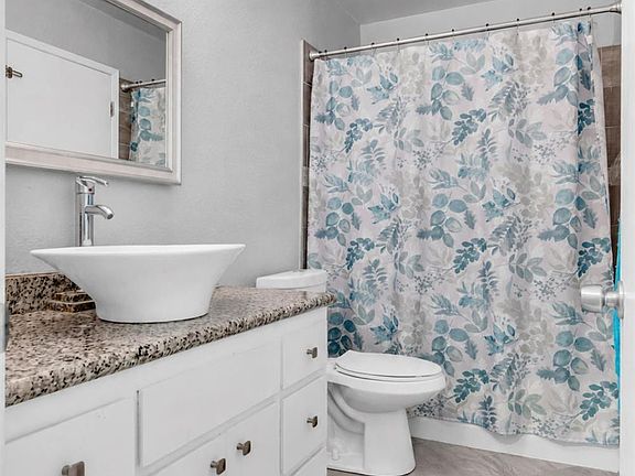 5th image of 9145 Newhall Dr APT 56