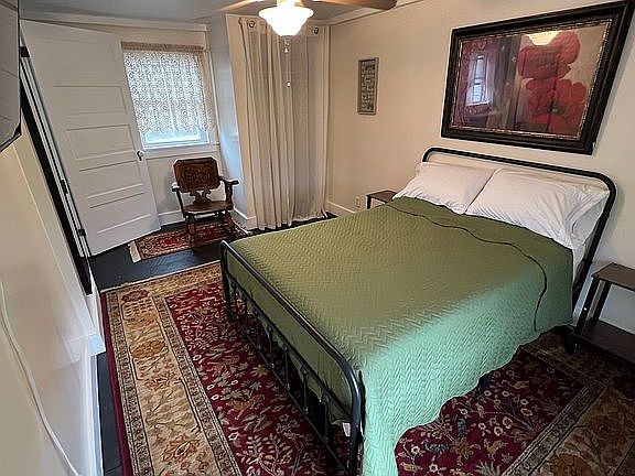 upstairs double bedroom