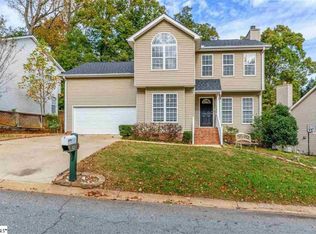127 Glen Willow Ct, Greer, SC 29650