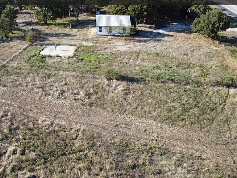 4323 N US Highway 287 — Photo 15