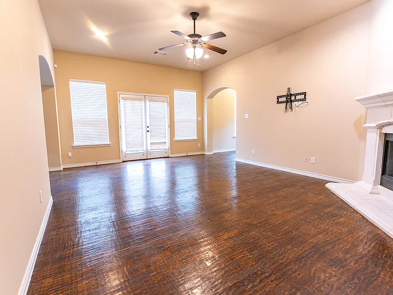 9404 National Pines Dr — Photo 7