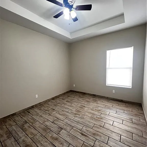 1327 W Garfield Ave #3 — Photo 5