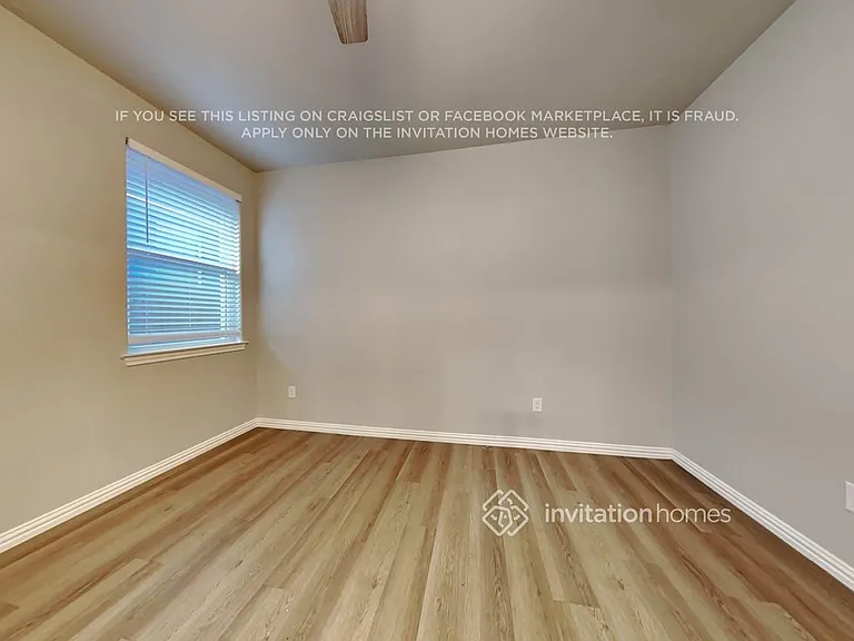 1320 Liberty St — Photo 8