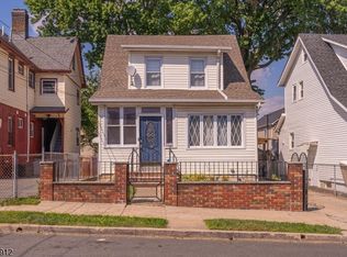 1379 Garfield Pl, Elizabeth, NJ 07208