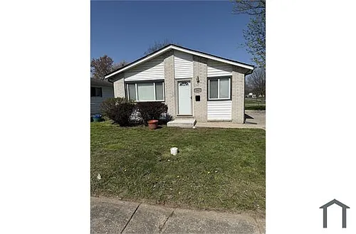162 Barbara St Photo 1