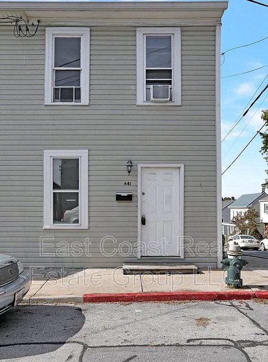 1st image of 441 Carrollton Ave
