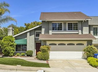 265 Willow Lake Dr, Martinez, CA 94553