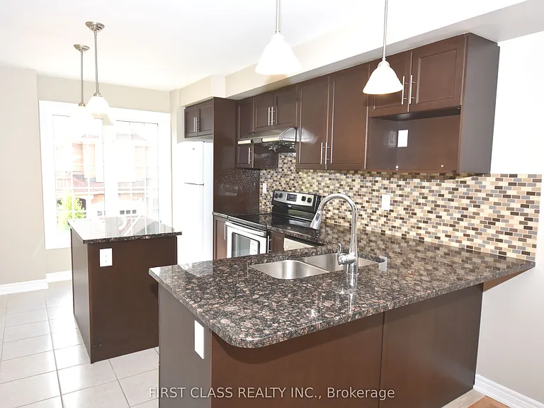 327 Doak Ln — Photo 5