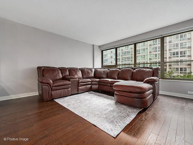 2930 N Sheridan Rd #611 — Photo 5