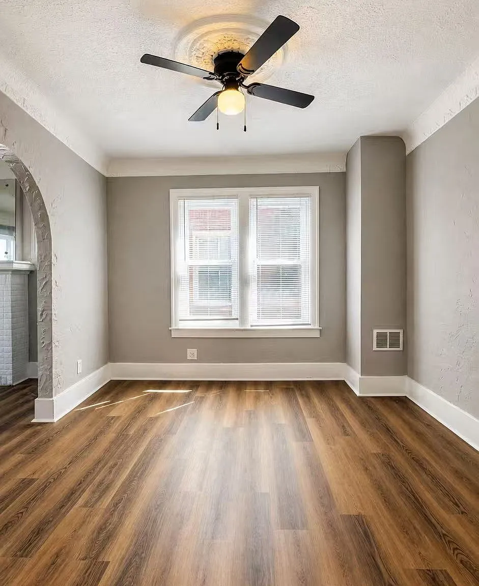 4 bed, 1500 sqft, $1,500 — Photo 4