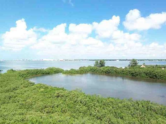 Sweeping views of Boca Ciega Bay