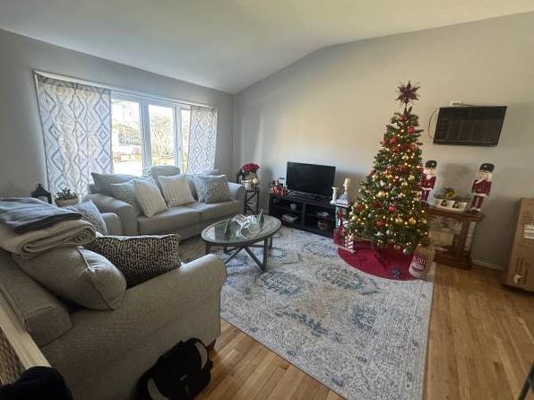 (undisclosed Address)