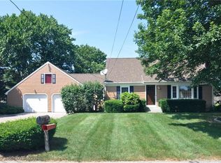 60 Briarwood Dr, Seekonk, MA 02771