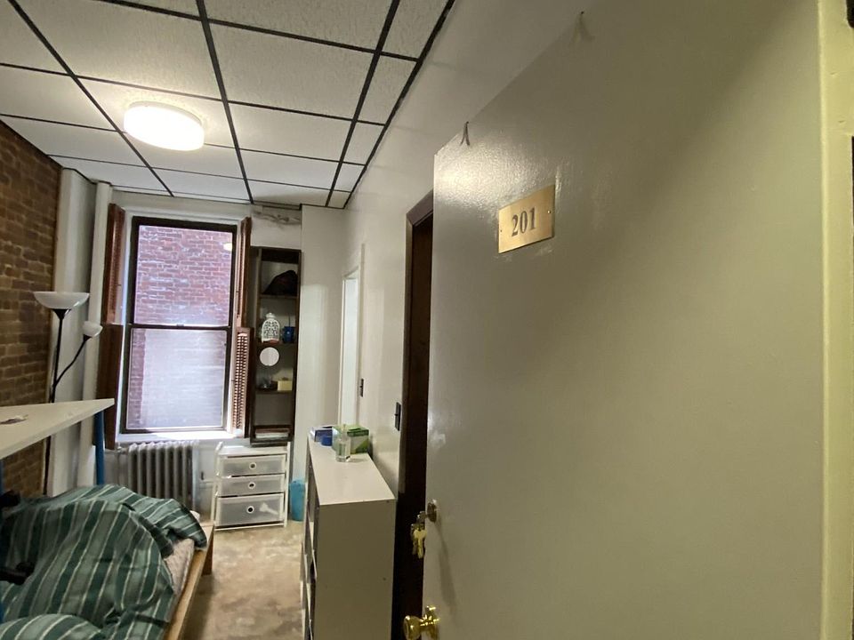 2nd image of 371 Commonwealth Ave Unit 201