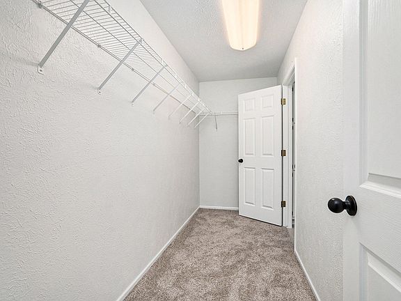 5th image of 11061 Treimanis Way