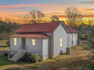 401 Front St, Vass, NC 28394