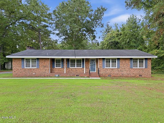 2nd image of 1000 Sand Ridge Road