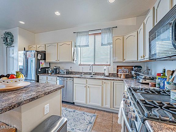 5th image of 436 E Placita Costana