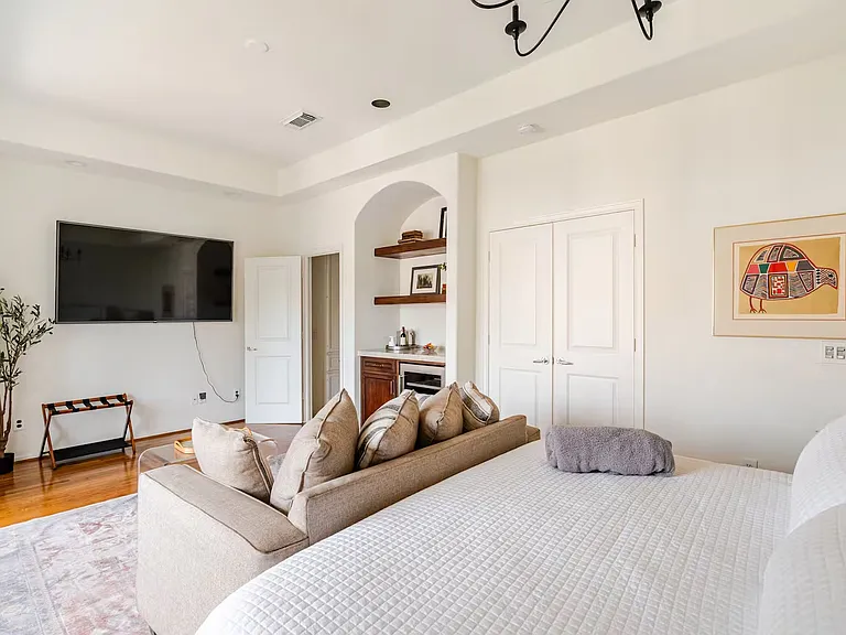 6515 Minola St — Photo 12
