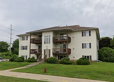 10 Village Dr