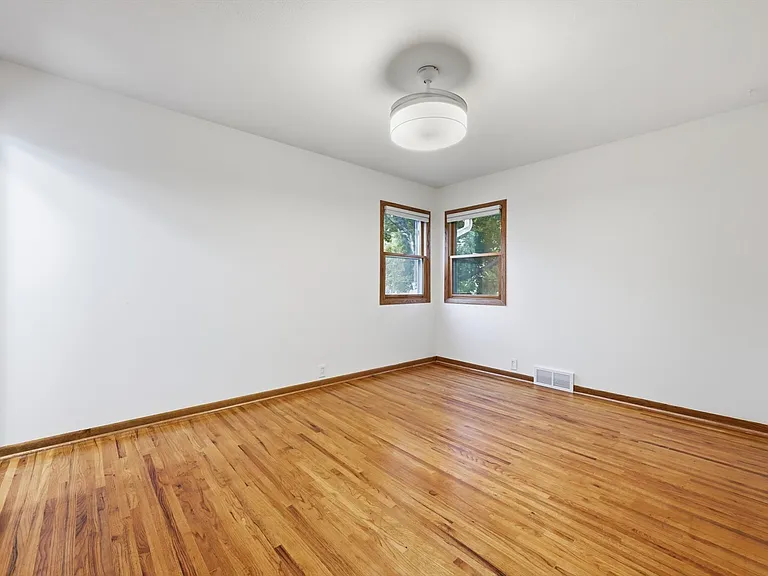 3315 S 104th Ave — Photo 14