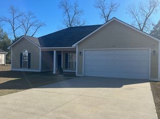 112 Huntingdon Dr, Leesburg, GA 31763