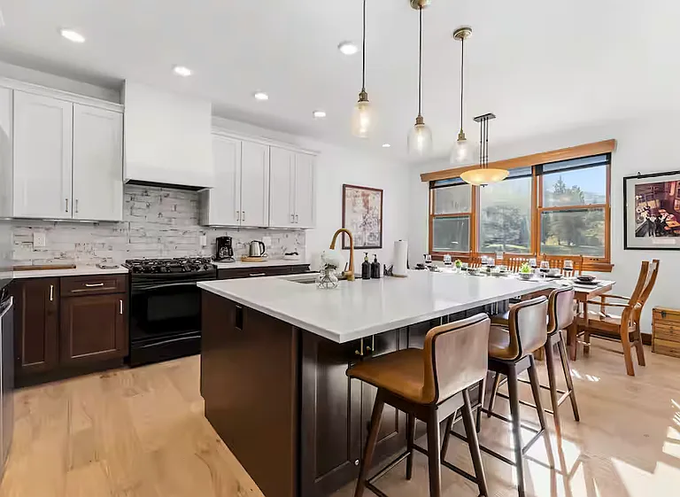 19 Oak Ln — Photo 10