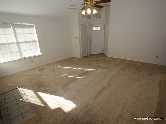 3rd image of 6724 Poppy Dr