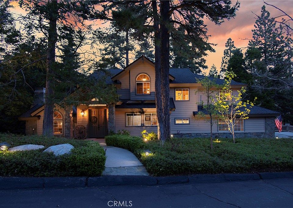 1st image of 355 Cedar Ridge Dr